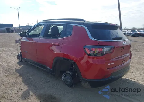 2025 Jeep Compass Limited 4X4 z USA, uszkodzony, nr VIN 3C4NJDCN6ST560628
